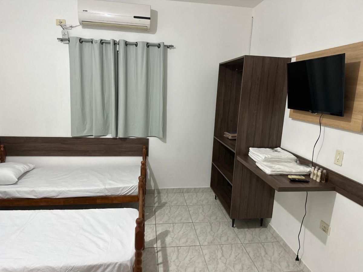 Casa Da Zeze Pousada & Hotel Itaborai Bagian luar foto